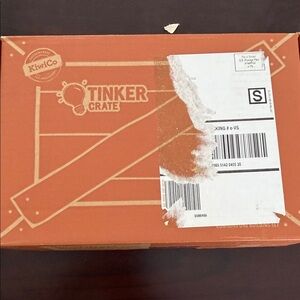 Tinker Crate Learning Toy